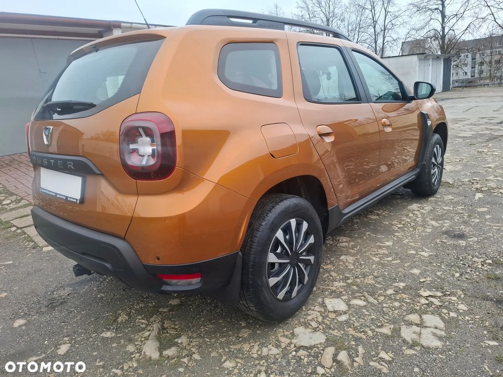 Dacia Duster 1.6 SCe Urban Explorer S&S - 25