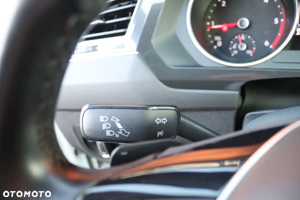 Volkswagen Tiguan - 21