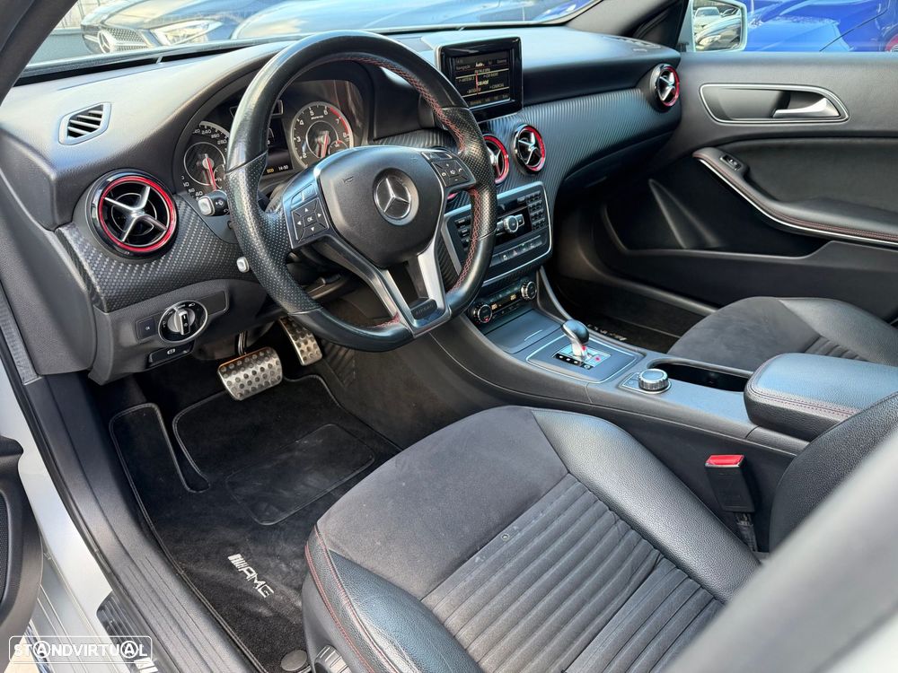 Mercedes-Benz A 45 AMG 4-Matic - 13