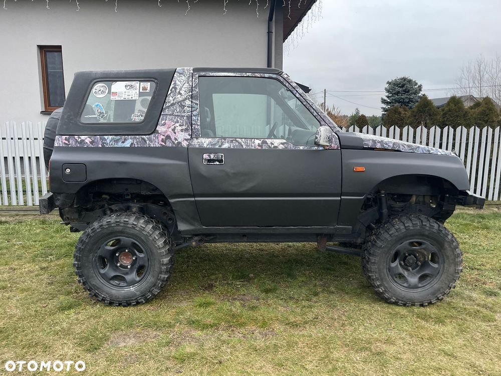 Suzuki Vitara Standard - 20