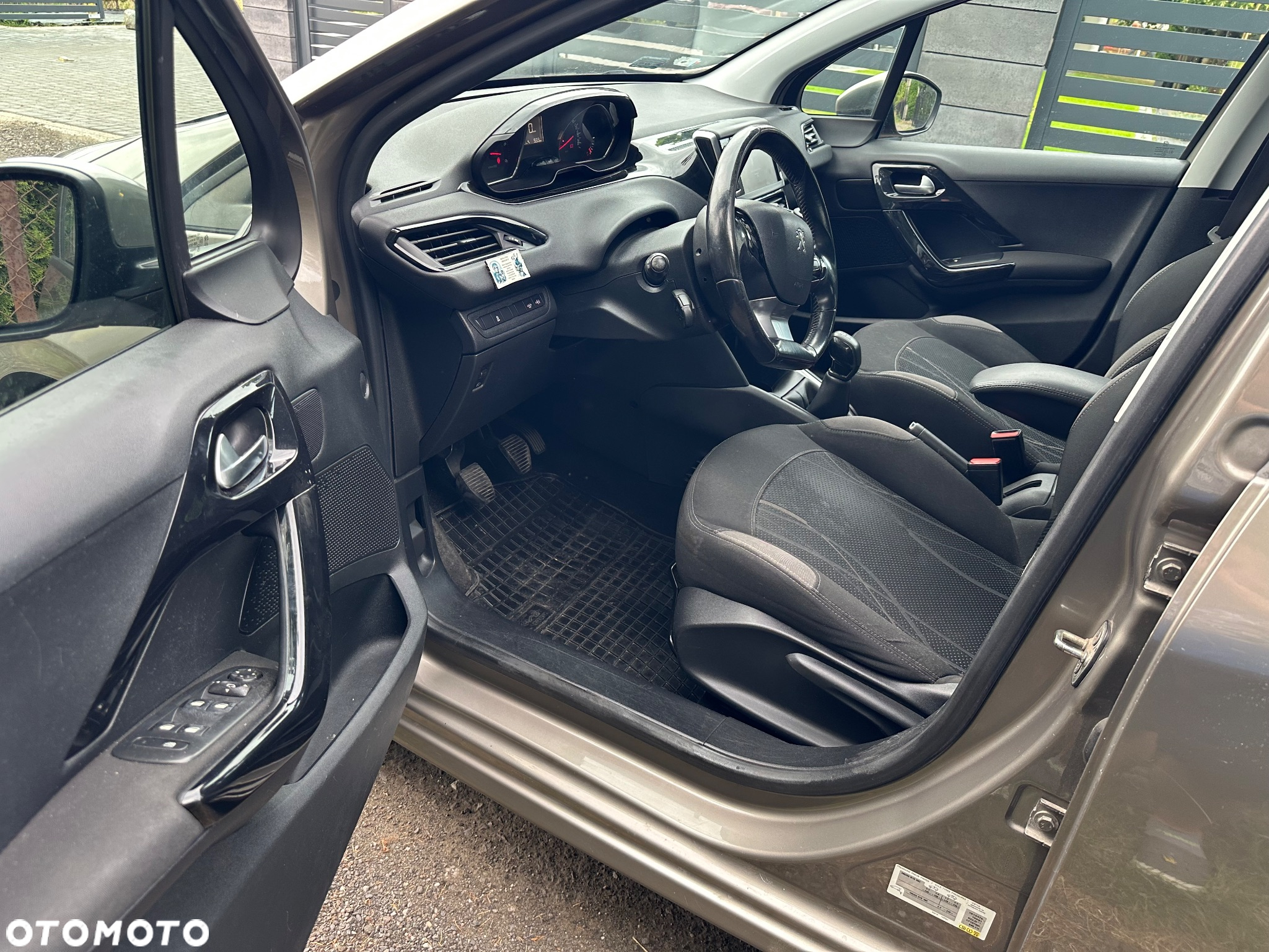 Peugeot 208 1.4 HDi Active - 7