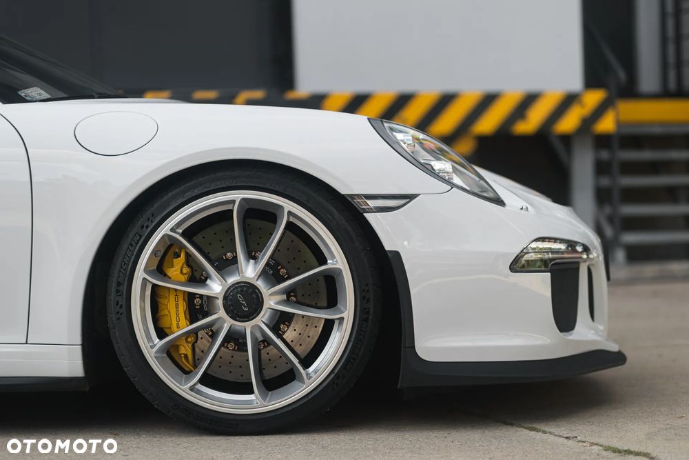 Porsche 911 GT3 - 14