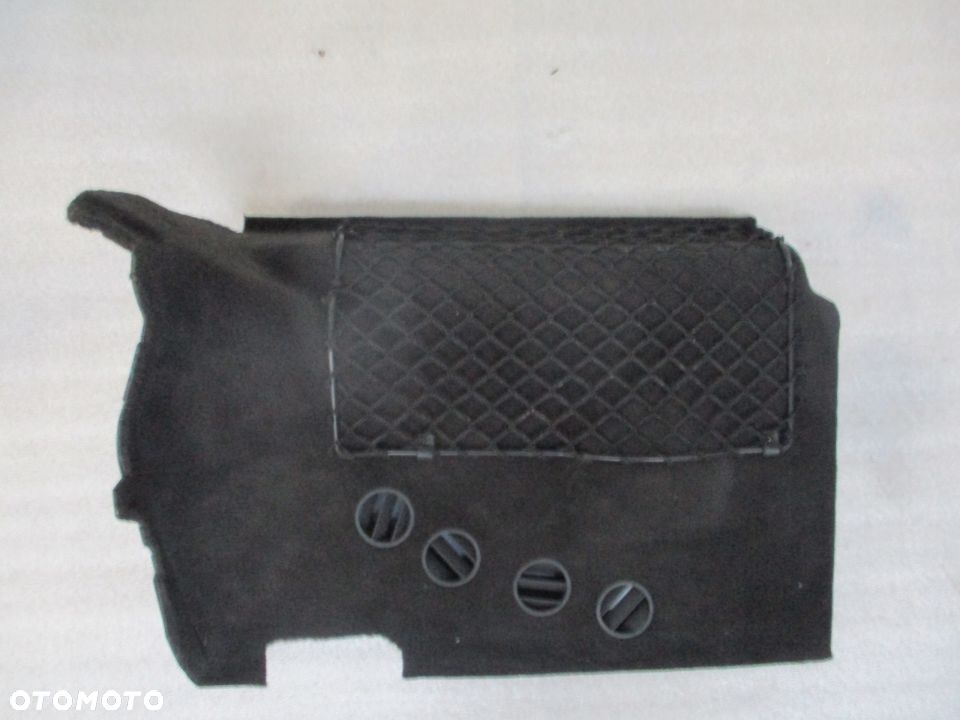 TAPICERKA BAGAŻNIKA MERCEDES G KLASA W463 2011