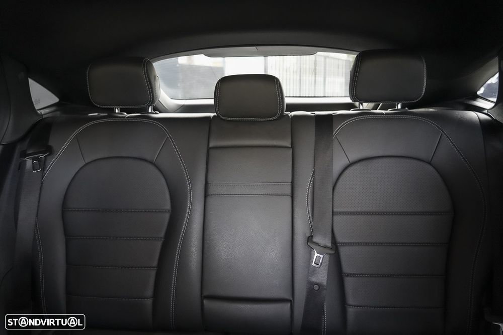 Mercedes-Benz GLC 300 e Coupe 4Matic 9G-TRONIC Avantgarde Advanced - 26