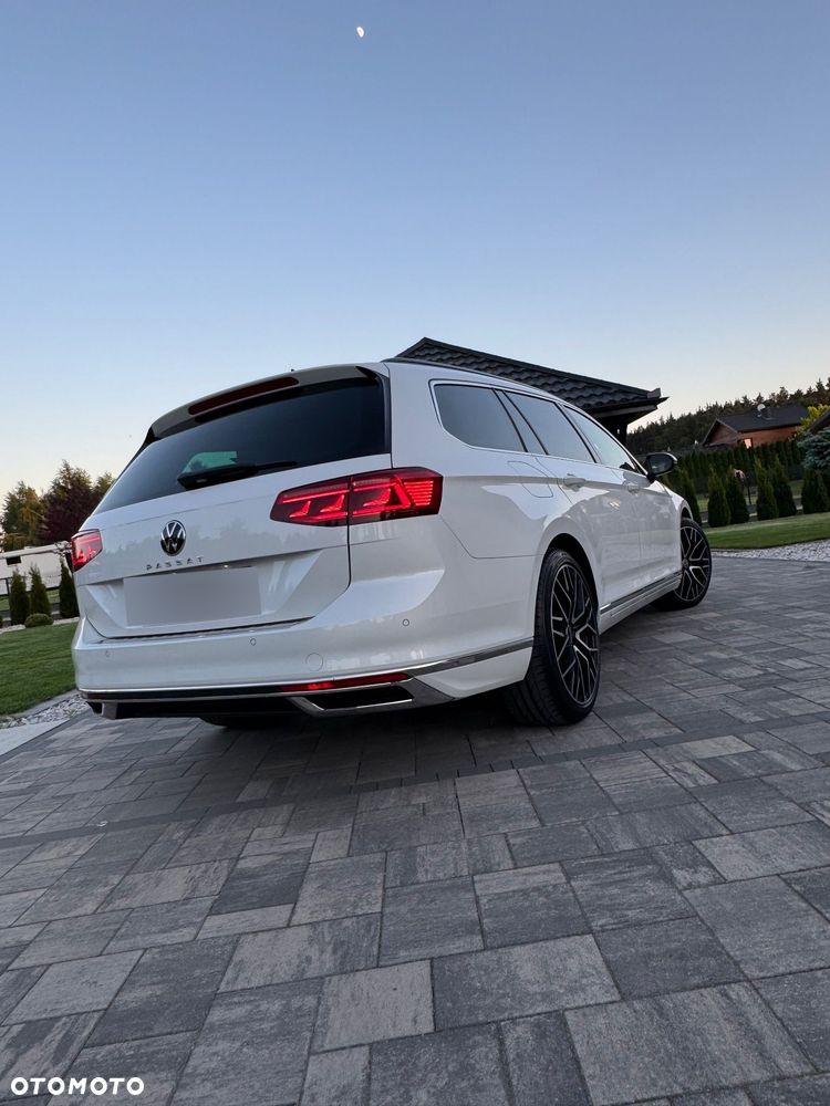 Volkswagen Passat 2.0 TDI EVO Elegance DSG - 29