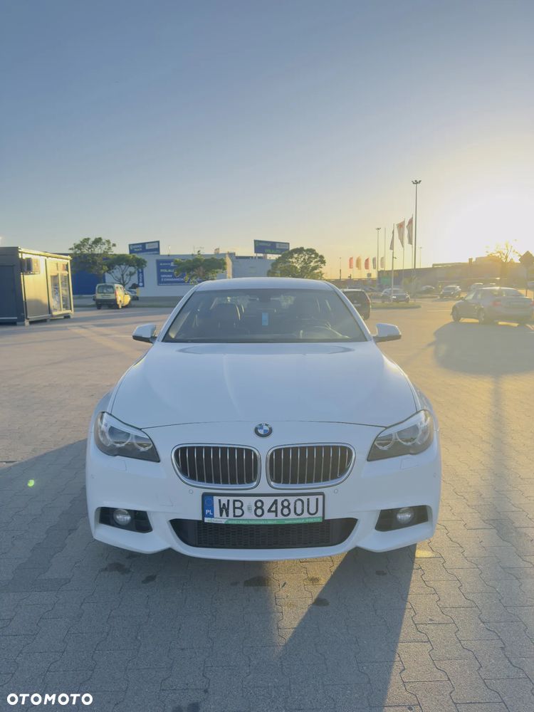 BMW Seria 5 520d xDrive - 1