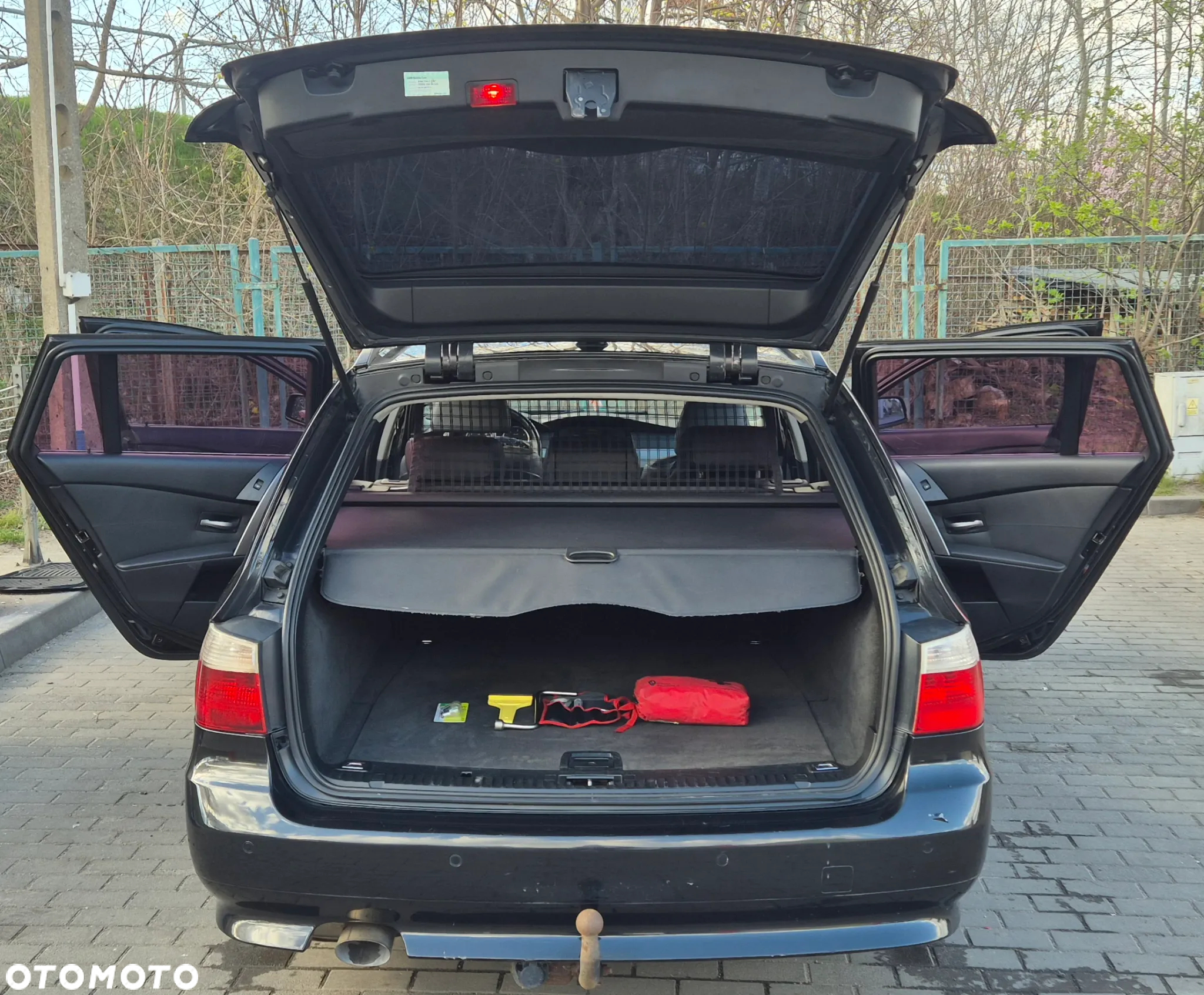 BMW Seria 5 520d Touring - 16