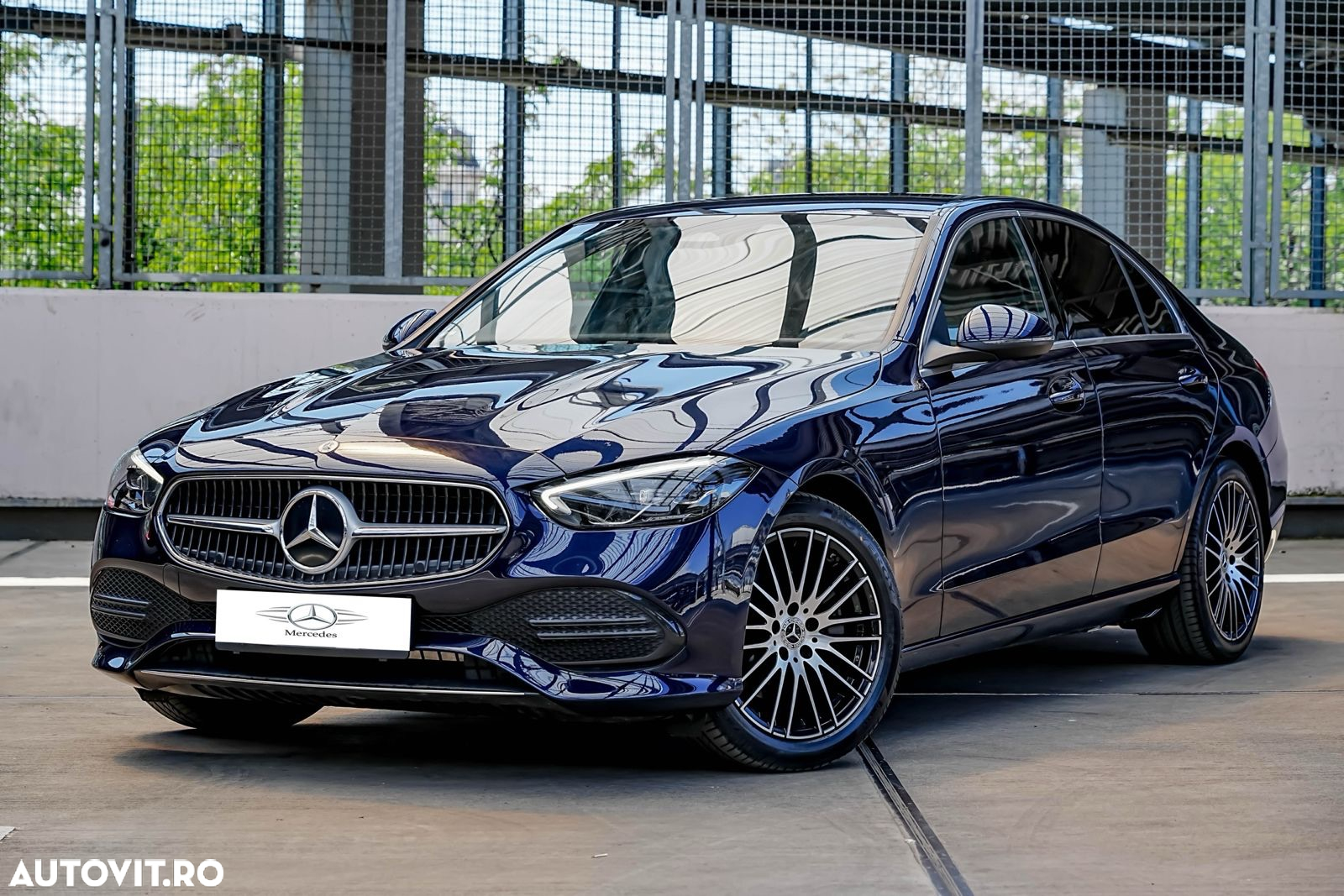 Mercedes-Benz C - 4