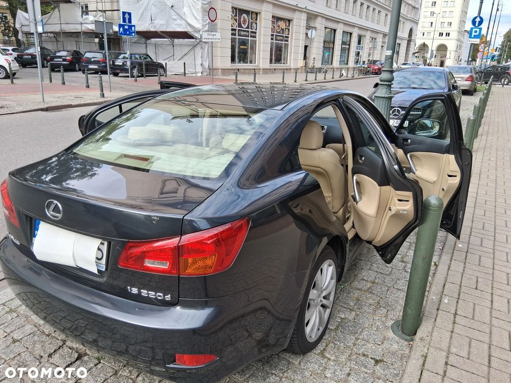 Lexus IS 220 D Prestige - 7
