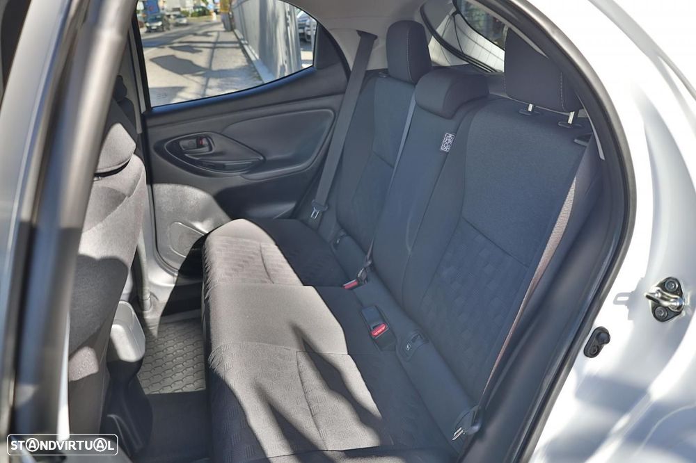 Toyota Yaris 1.5 HDF Exclusive - 4