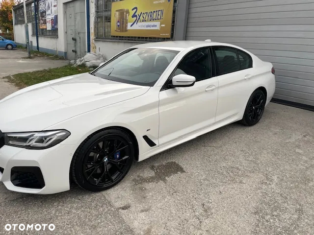 BMW Seria 5 530i xDrive - 3