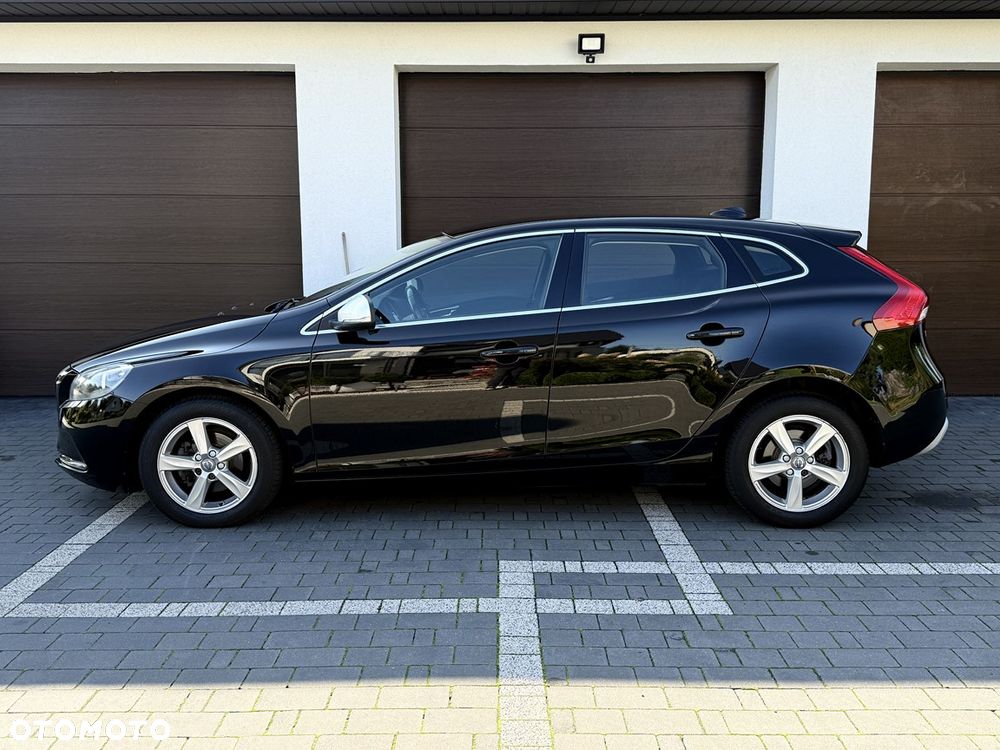 Volvo V40 D2 Momentum - 3