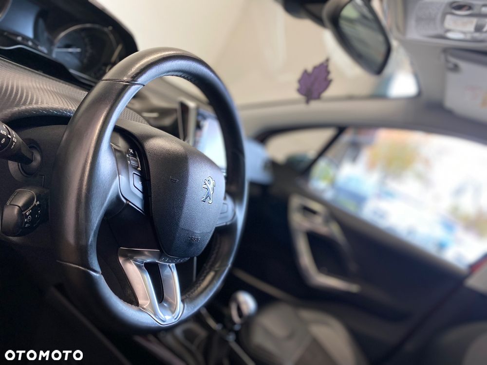 Peugeot 2008 1.6 BlueHDi Crossway S&S - 9