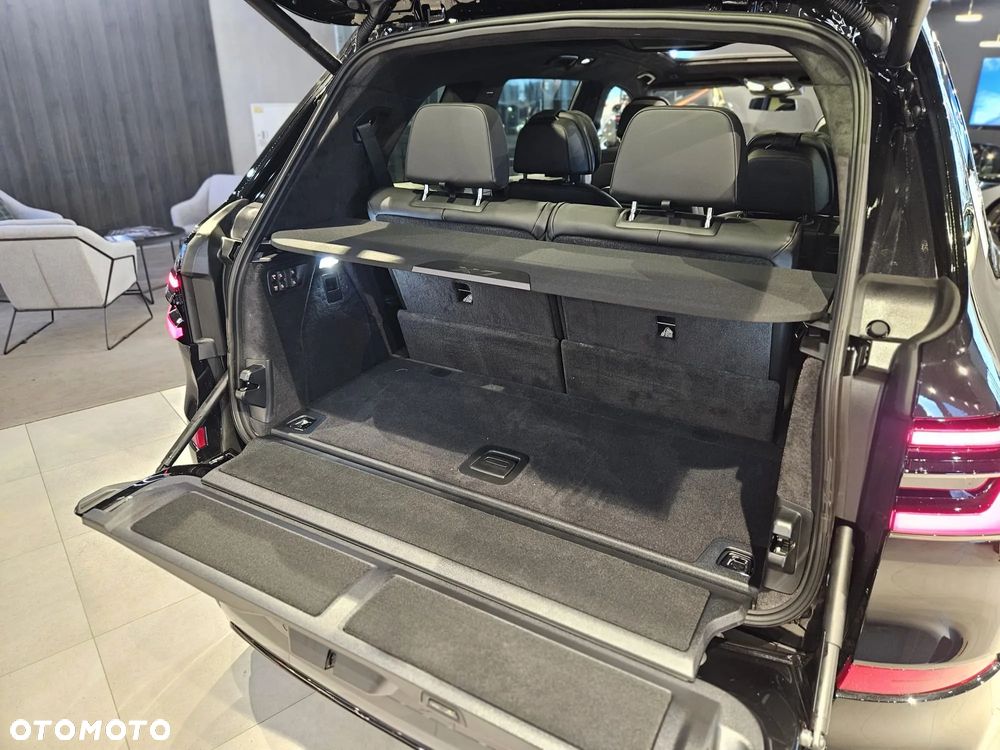 BMW X7 - 9