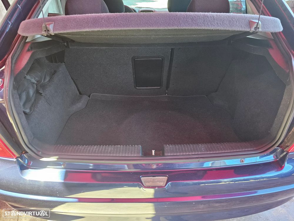 Opel Astra 1.4i 16V Sport - 12