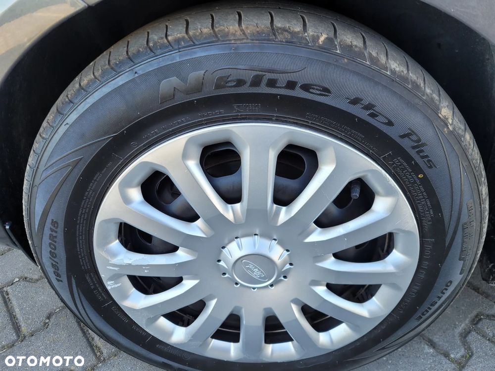 Ford Fiesta - 23