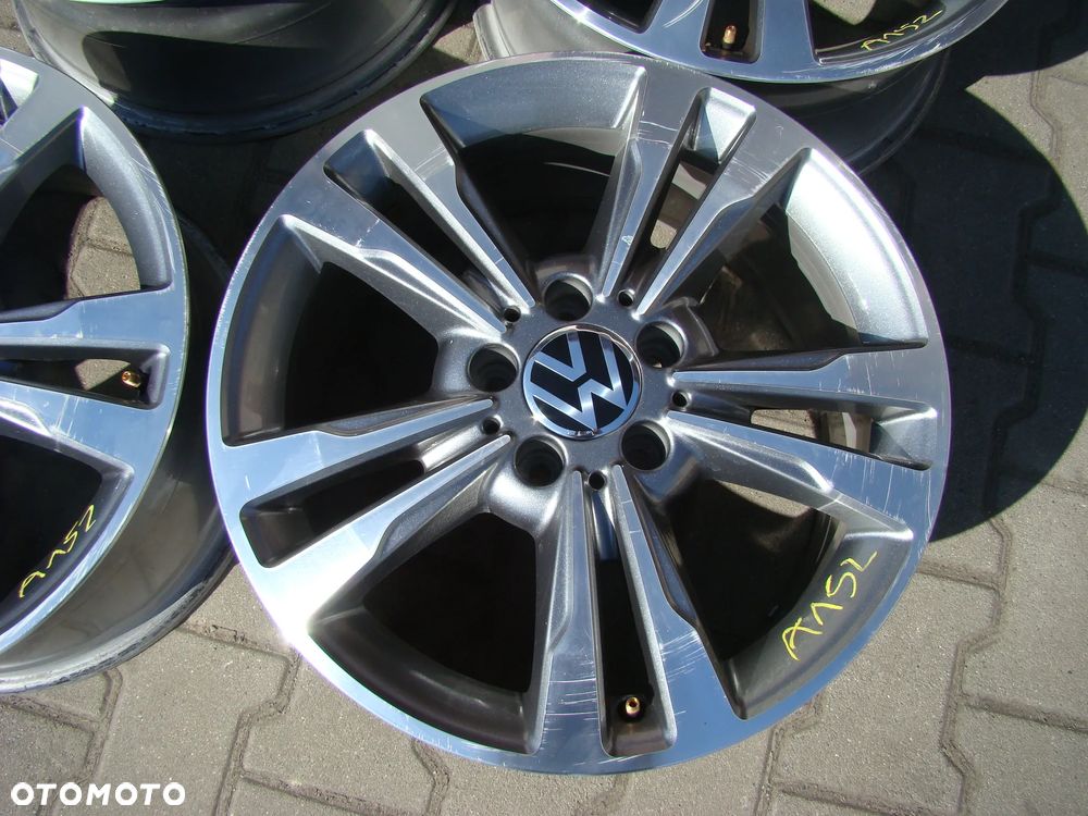 a152 5x112 VW Golf V VI VII VIII Plus Jetta Touran Caddy Passat B6 B7 7jx17 - 2
