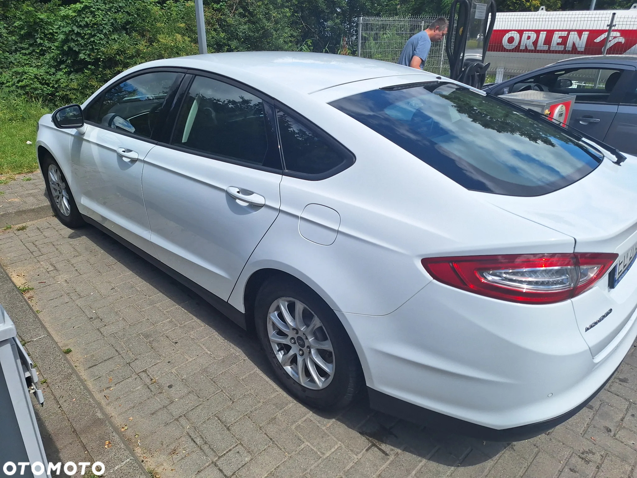 Ford Mondeo 1.5 EcoBoost Trend - 3