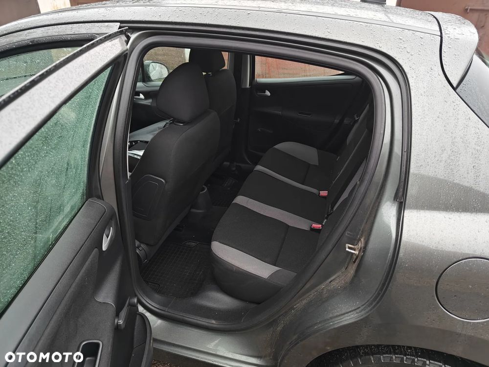 Peugeot 207 1.4 16V Presence - 11