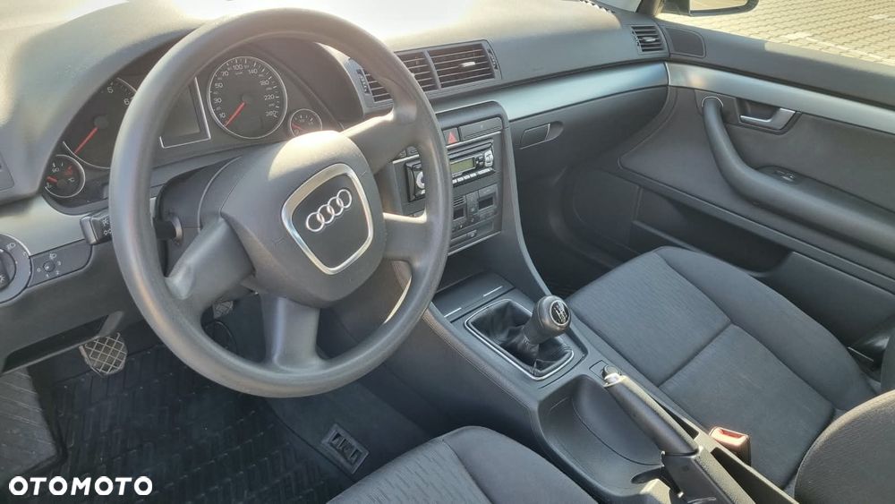Audi A4 Avant - 9