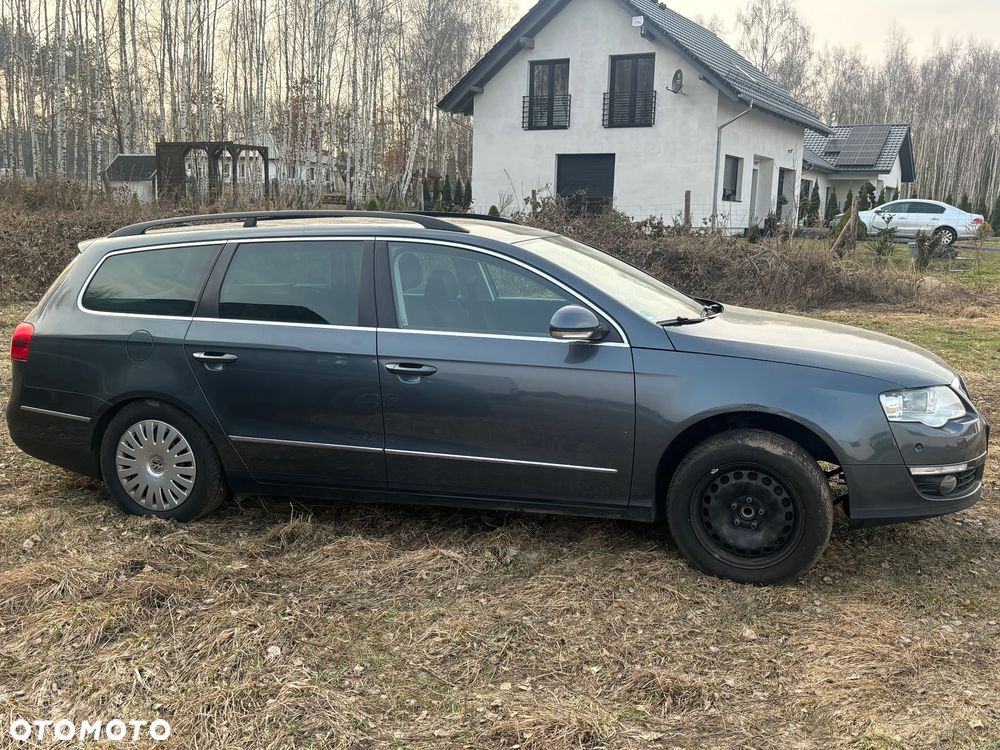 Volkswagen Passat 1.8 TSI Trendline - 4