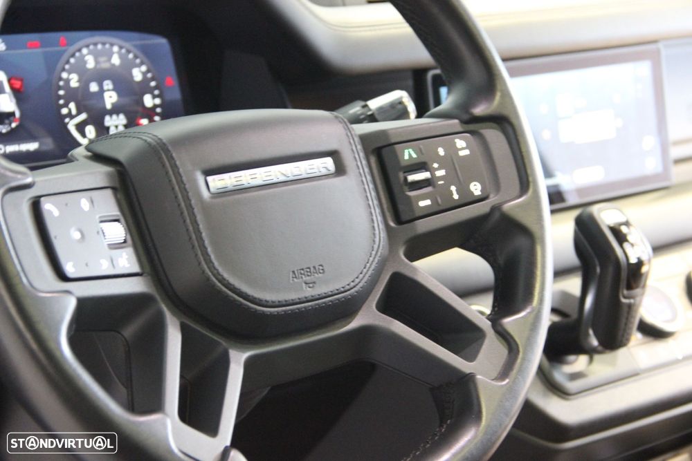 Land Rover Defender 3.0 I6 110 AWD X-Dynamic HSE - 11