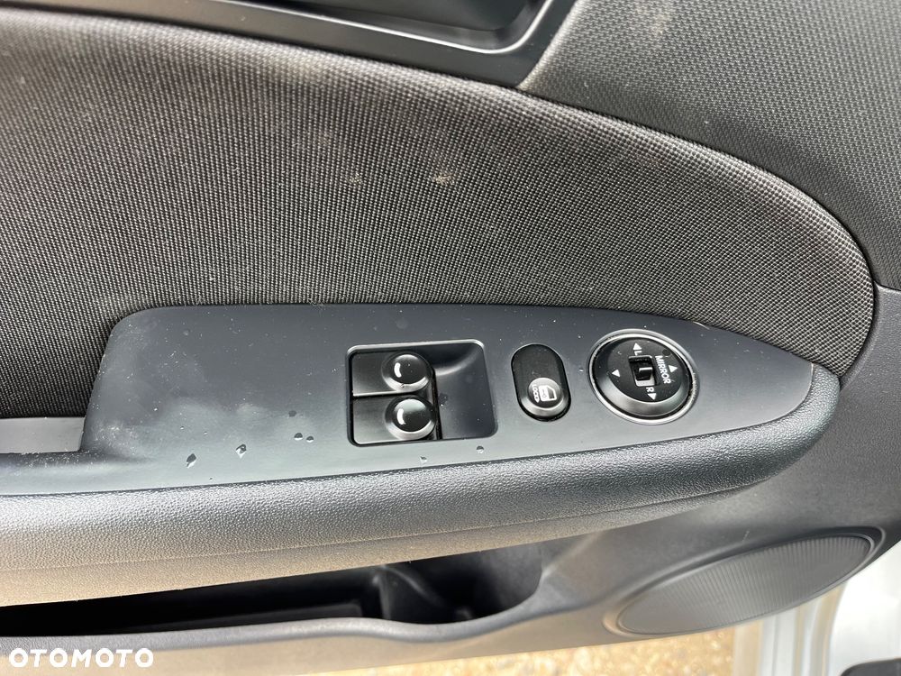 Hyundai i30 i30cw 1.4 blue Comfort - 15