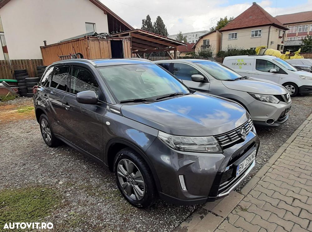 Suzuki Vitara 1.4 Boosterjet AllGrip MHEV Passion - 1