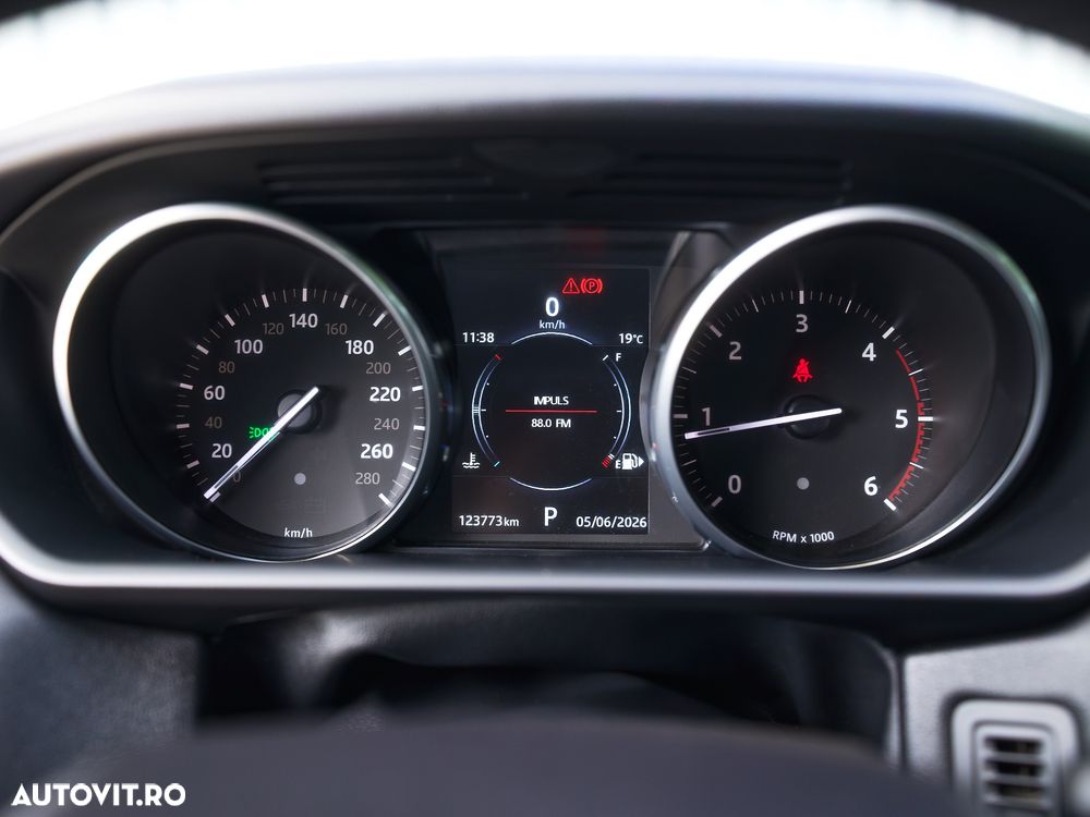 Land Rover Range Rover Sport - 25