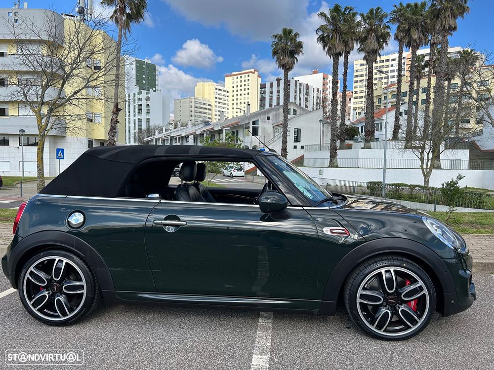 MINI Cabrio John Cooper Works Auto Desportiva - 13