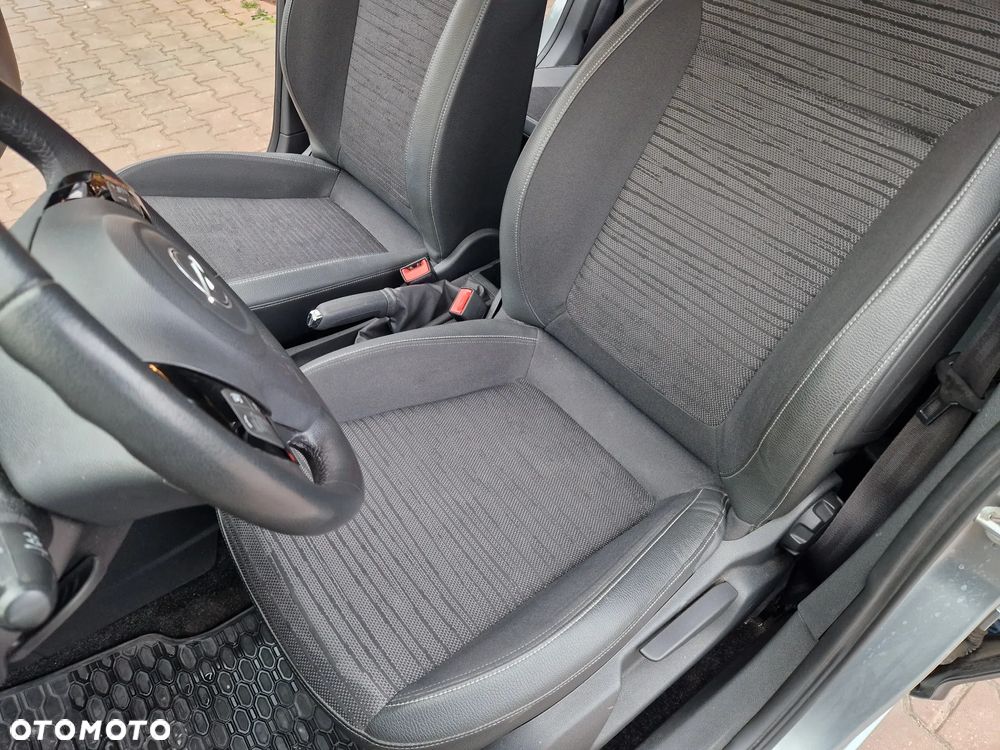 Opel Corsa 1.2 16V Enjoy - 24