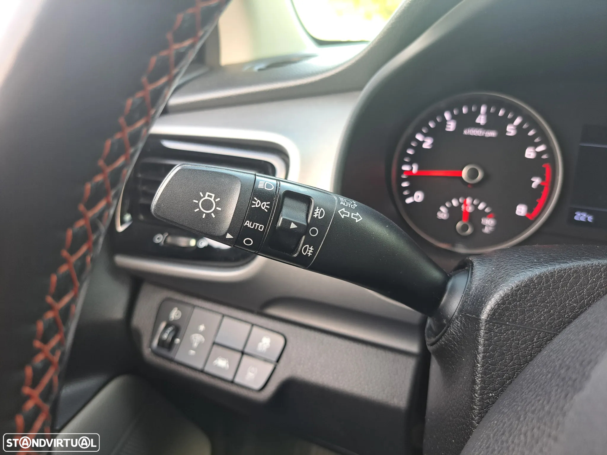 Kia Stonic 1.0 T-GDI 120 Edition 7 - 18