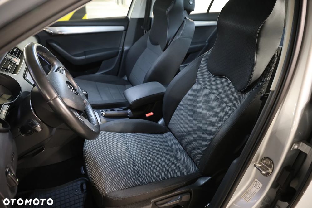 Skoda Octavia 1.6 TDI Ambition - 11