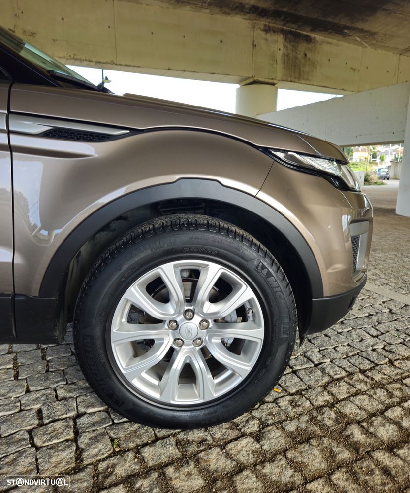 Land Rover Range Rover Evoque 2.0 eD4 SE Dynamic - 11