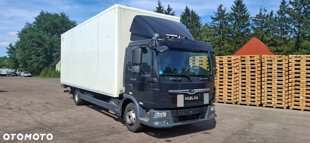MAN TGL 12.250 - 2