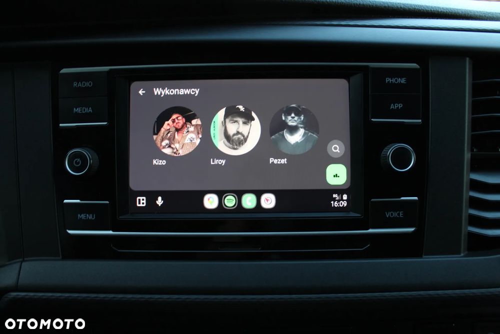 Volkswagen Transporter T6.1 Long 2.0 TDI 150 KM Salon PL - 26