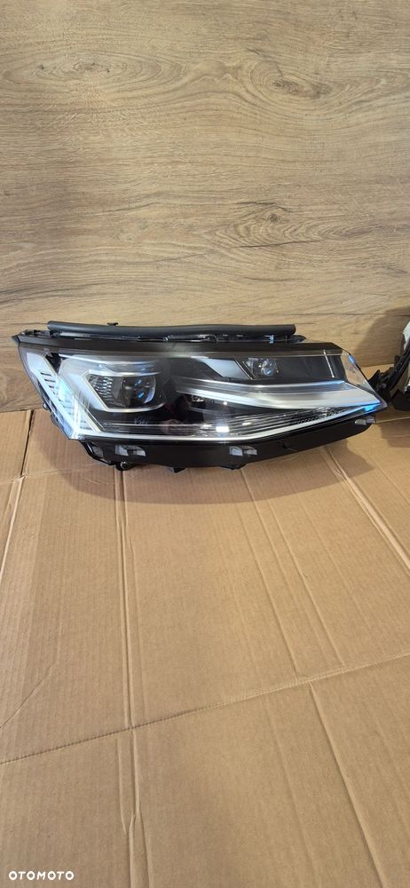 VW T7 MULTIVAN TRANSPORTER LAMPA PRZÓD LEWA LUB PRAWA LED IQ.LIGHT 22r - 2