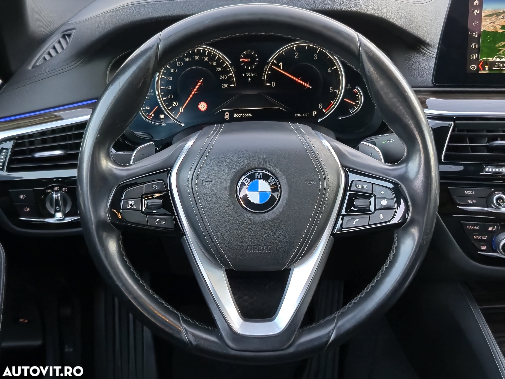 BMW Seria 5 520d xDrive Aut. Luxury Line - 29