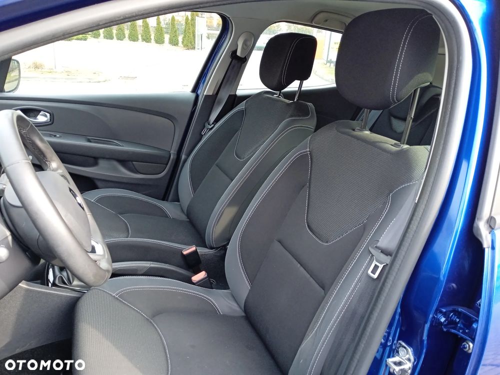 Renault Clio 1.2 16V Alize - 10