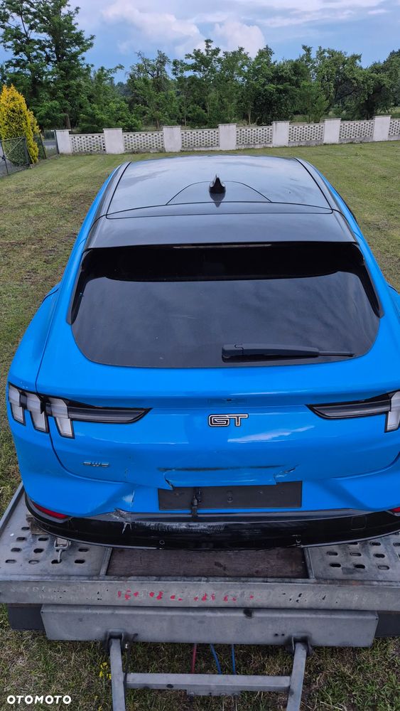 Ford Mustang Mach-E PREMIUM - 28