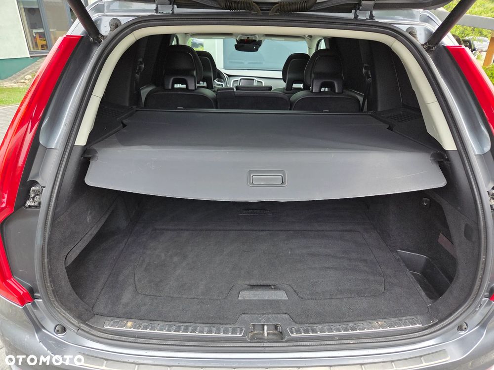 Volvo XC 90 T5 AWD Momentum - 23