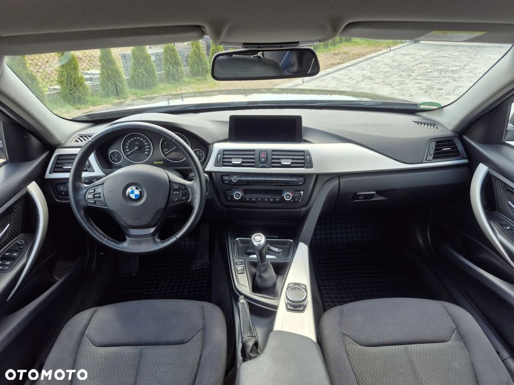 BMW Seria 3 316d - 9