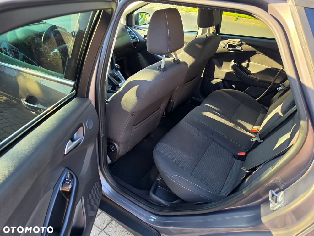 Ford Focus 1.6 EcoBoost Start-Stopp-System SYNC Edition - 16