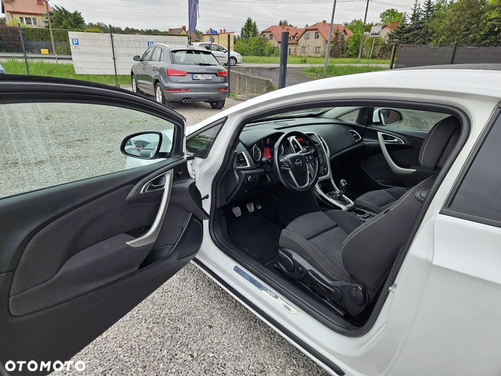 Opel Astra 1.4 Turbo - 16
