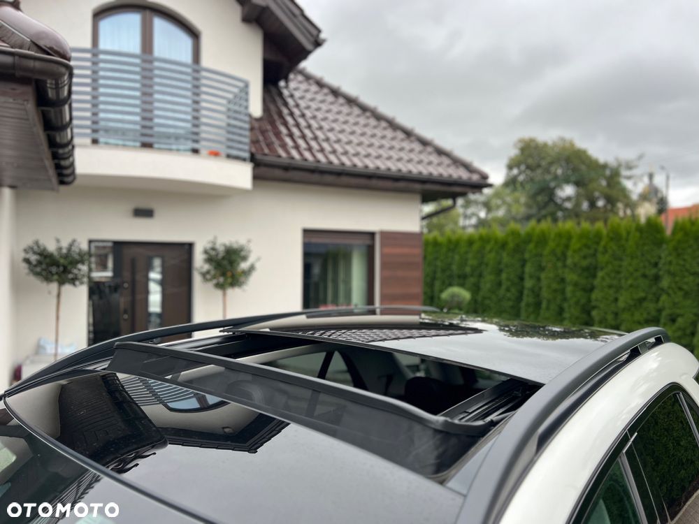 Mercedes-Benz GLE 300 d 4-Matic - 24