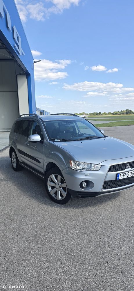 Mitsubishi Outlander - 5