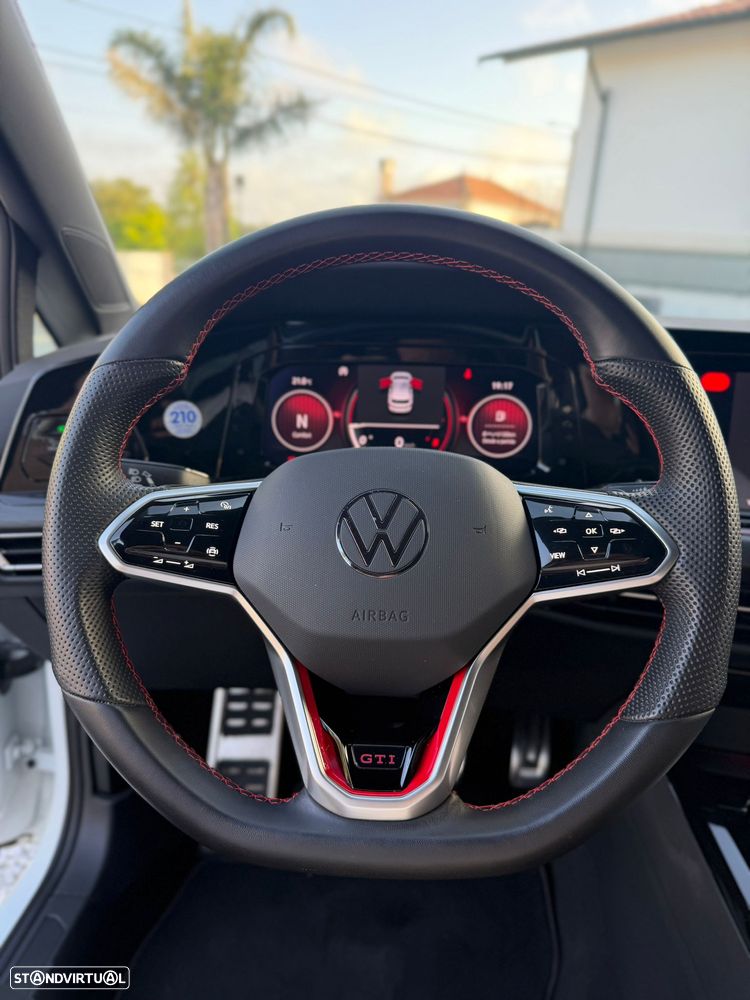 VW Golf 2.0 TSI OPF DSG GTI - 17