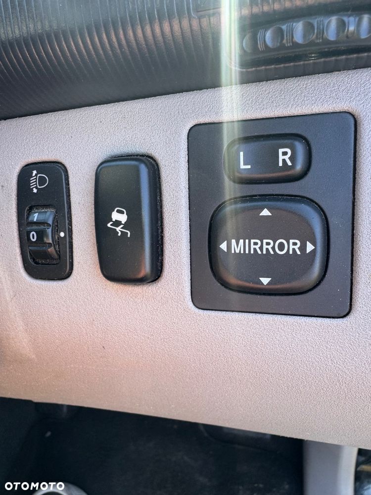 Mitsubishi L200 2.5 DID Intense + HP - 31