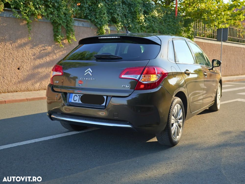 Citroën C4 e-HDi 115 Exclusive - 3