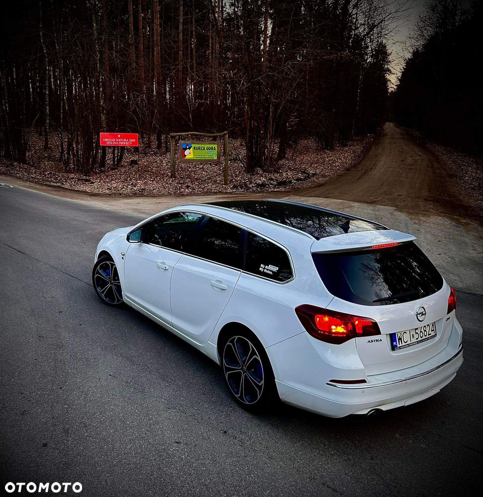 Opel Astra 2.0 CDTI Cosmo - 23